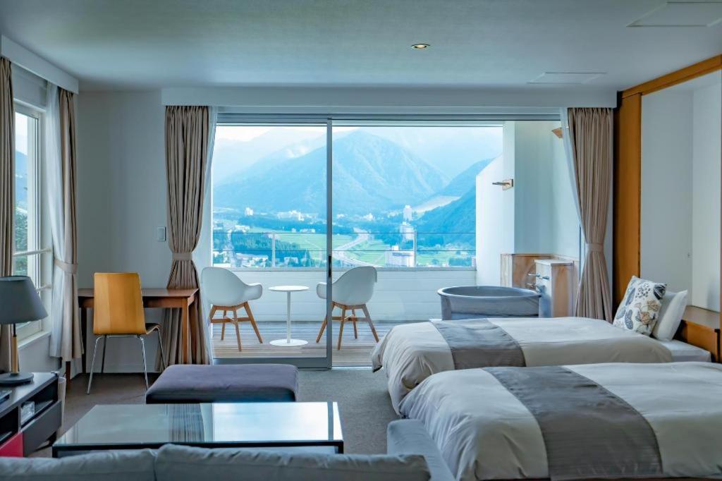 Sierra Resort Yuzawa Yuzawa  Esterno foto